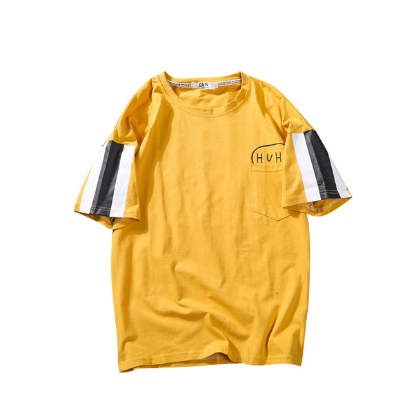 Férfi póló felirattal és zsebbel fekete, sárga és fehér színben