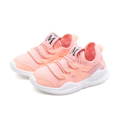 Gyermek sportcipő három színben felirattal, alkalmas fiúknak és lányoknak