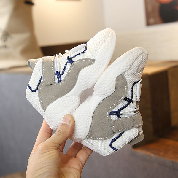 Gyermek lélegző tornacipő fiúknak három színben