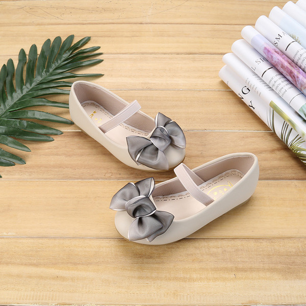 Gyermek tavaszi cipő lányoknak szalaggal több modell