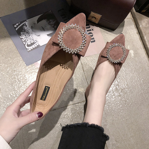 Női alkalmi cipő hegyes modell három színben