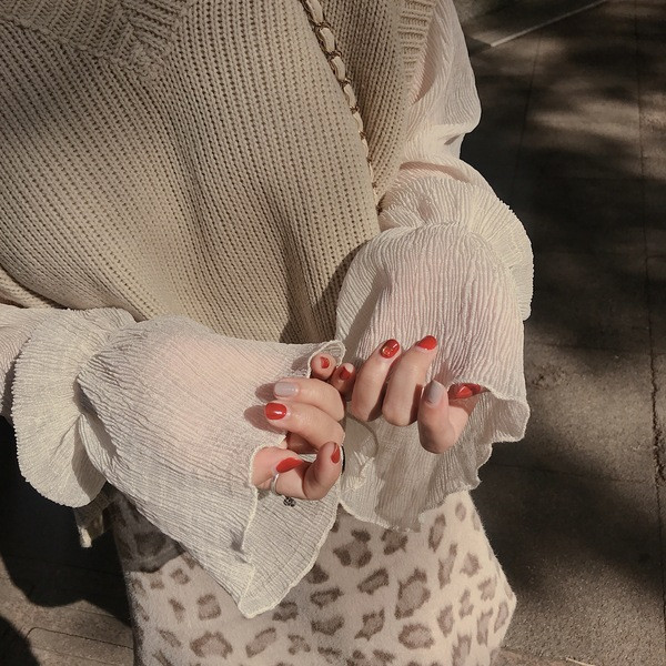 Friss női ing krémszínű sima modellben