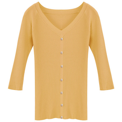 Modern női blúz V-nyakkal, gombokkal és 3/4-es ujjakkal