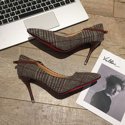 Stílusos, kockás női magas sarkú cipő