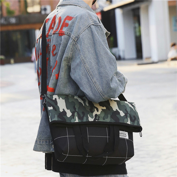 Modern férfi táska több színben állítható pánttal