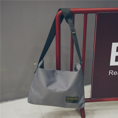 Modern férfi táska három színben