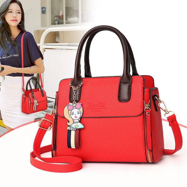 Új modell női táska több színben kiegészítővel