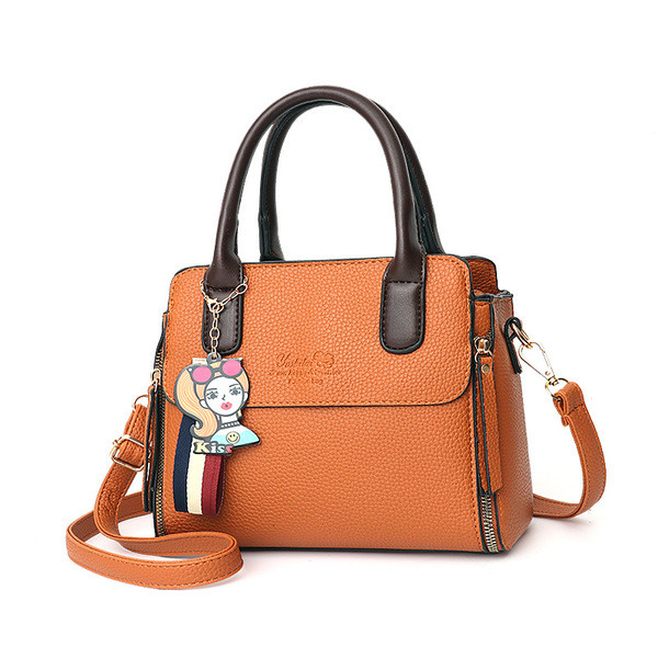 Új modell női táska több színben kiegészítővel