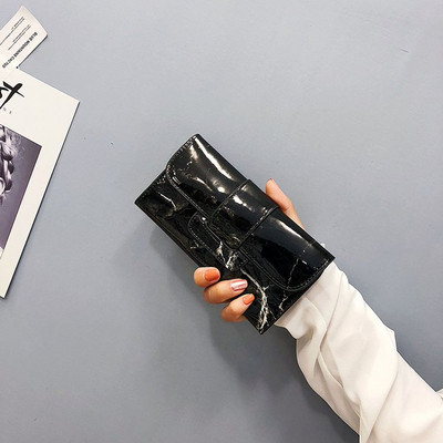 Κομψό γυναικείο πορτοφόλι  σε τέσσερα χρώματα