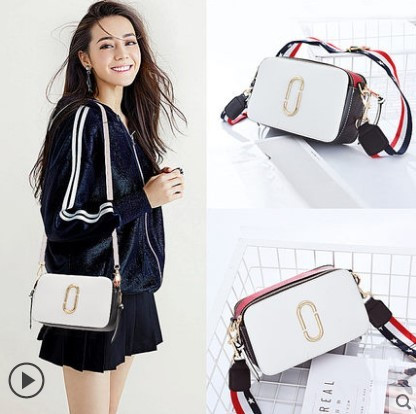 Modern női táska fém díszítéssel több színben