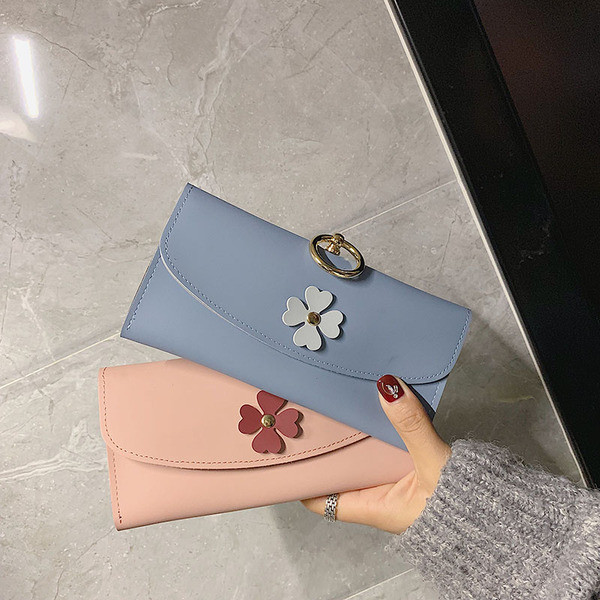 Női pénztárca 3D elemmel több színben