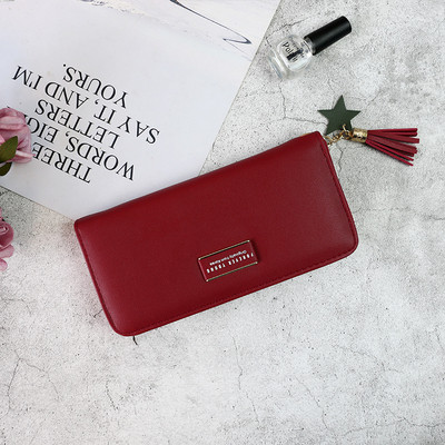 Stílusos női pénztárca rövid füllel, öt színben