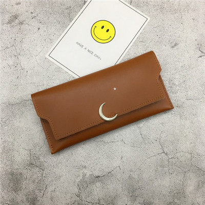 Fém csattal ellátott női pénztárca négy színben