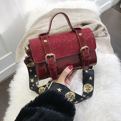 Új modell női táska több színben, fém elemmel