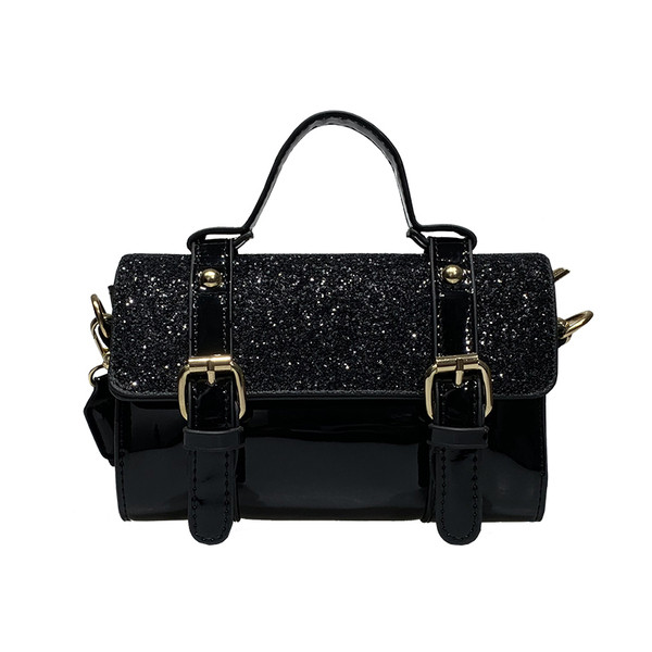 Új modell női táska több színben, fém elemmel