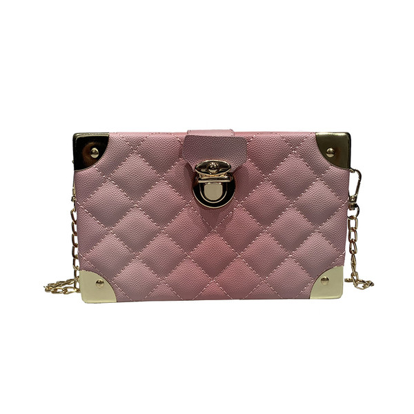 Stílusos női kis táska fém elemmel több színben