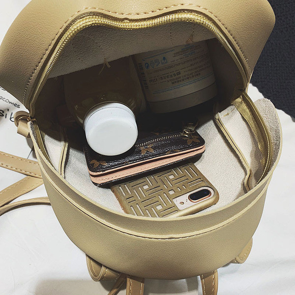 ÚJ modell női hátizsák 3D elemmel több színben