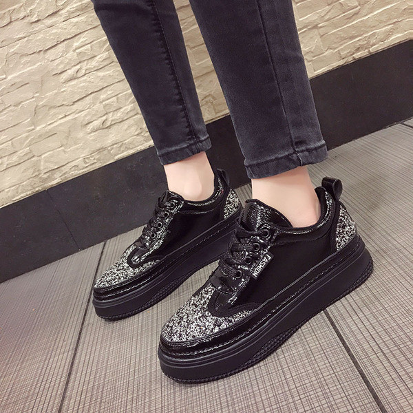 Stílusos női fényes tornacipő három színben