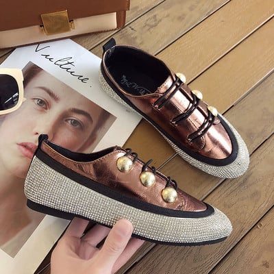 Modern női tornacipő három színben, dekorgyöngyökkel