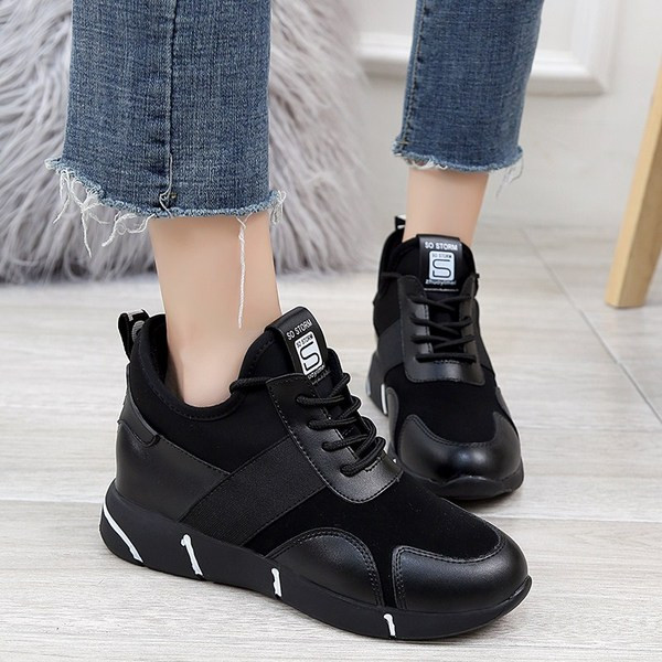 Stílusos női tornacipő magas talppal, két színben