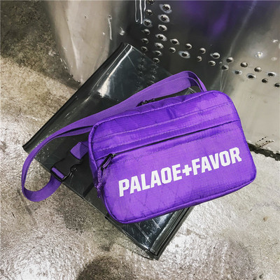 Mindennapi férfi táska négy színben felirattal