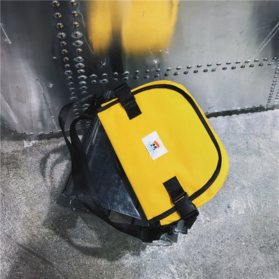 Modern férfi táska négy színben emblémával