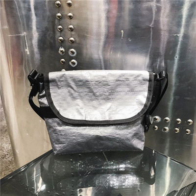 Modern férfi táska fekete és szürke színben