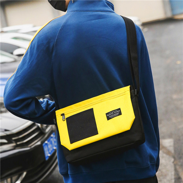 Modern férfi táska hosszú pánttal, négy színben