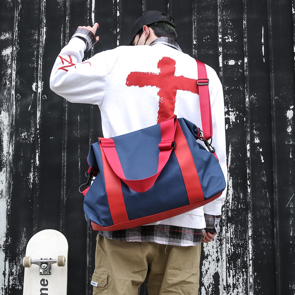 Praktikus férfi nagytáska három színben, levehető pánttal