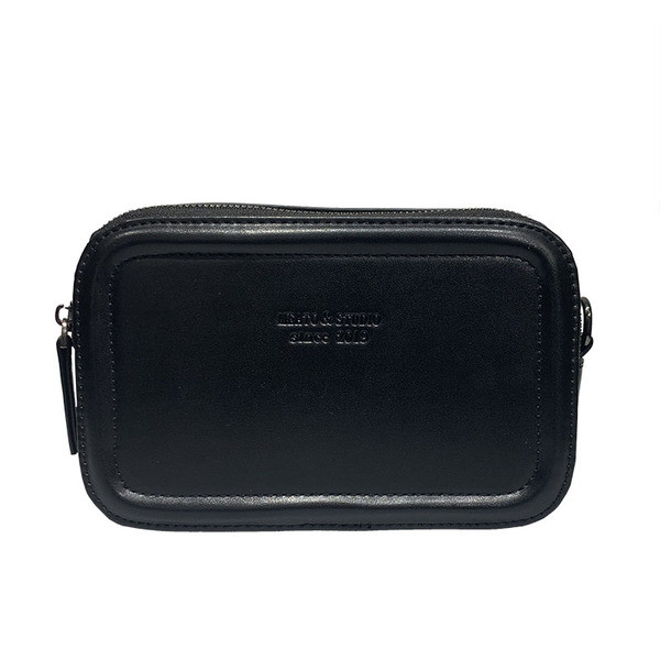 Modern kis női táska eko bőrből, fém fogantyúval