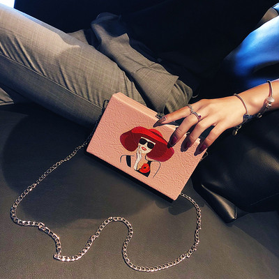 Γυναικεία κομψή τσάντα σε πολλά χρώματα