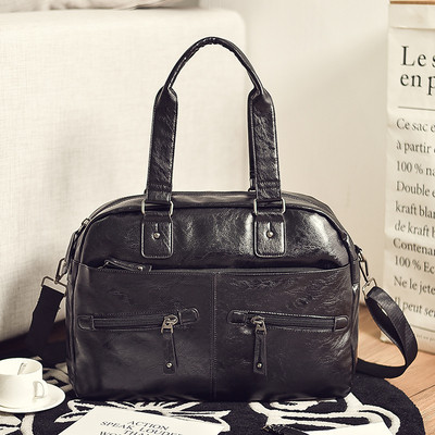 Stílusos férfi táska elülső zsebekkel, két színben