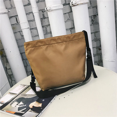 Tiszta férfi táska több színben