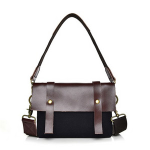 Modern férfi kistáska három színben