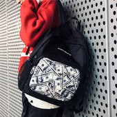 Modern hátizsák férfiaknak és nőknek, két színben