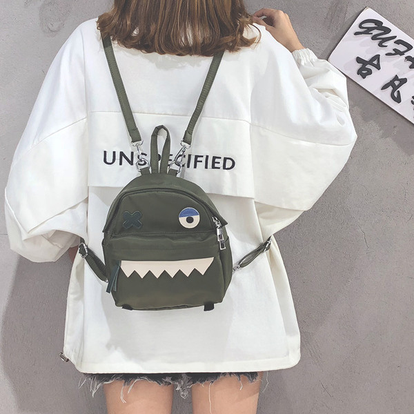 Hétköznapi női hátizsák 3D dekorációval több színben