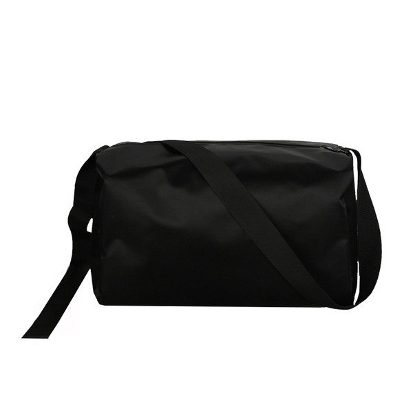 Sport és hétköznapi férfi táska többféle színben