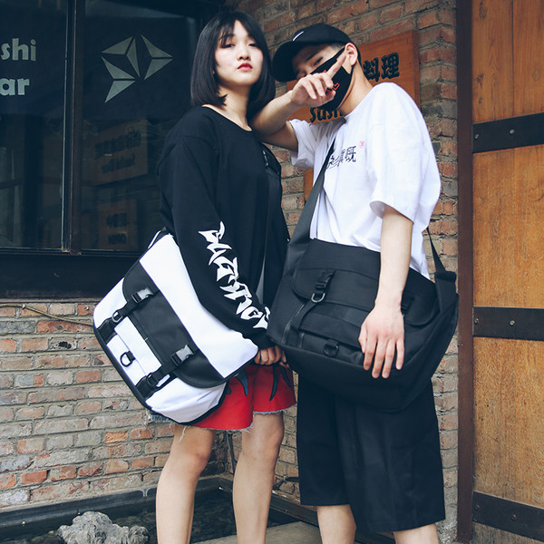 Modern nagy táska különböző színekben, férfiak és nők számára egyaránt