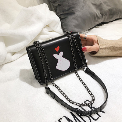 Κομψή γυναικεία τσάντα με floral μοτίβο σε τρία χρώματα