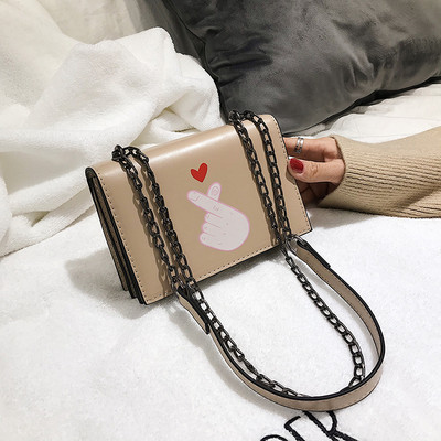 Κομψή γυναικεία τσάντα με floral μοτίβο σε τρία χρώματα