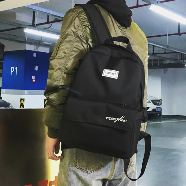 Férfi napi hátizsák fekete és szürke felirattal