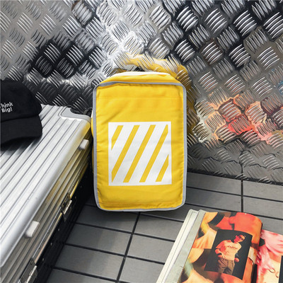 Naprakész hátizsák férfiaknak és nőknek négy színben