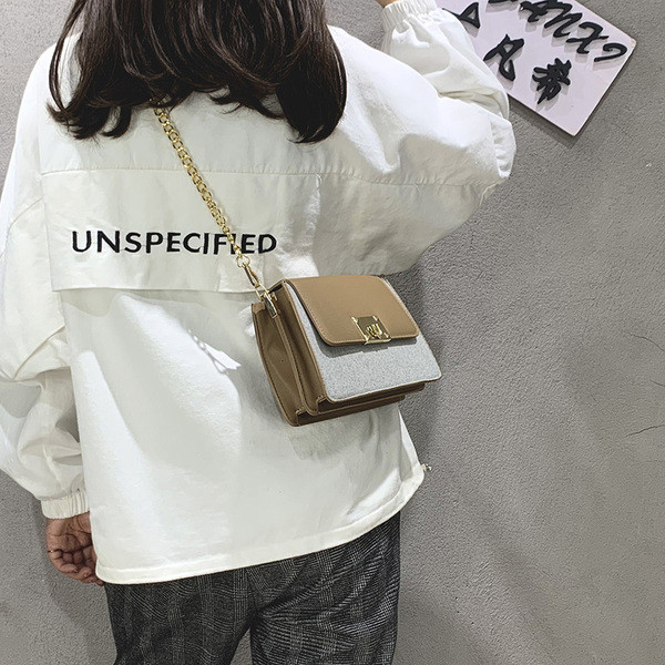 Elegáns női táska fémlánccal több színben