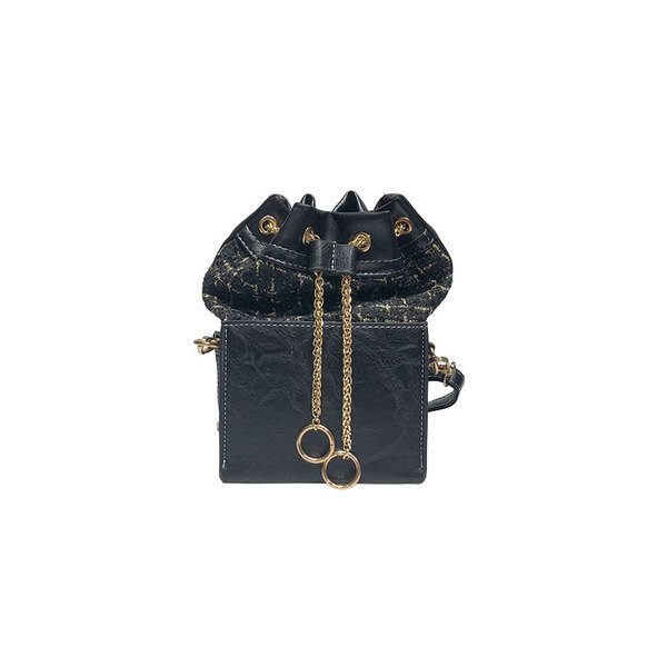 Eko bőrből készült alkalmi női táska, hosszú füllel, fém elemmel