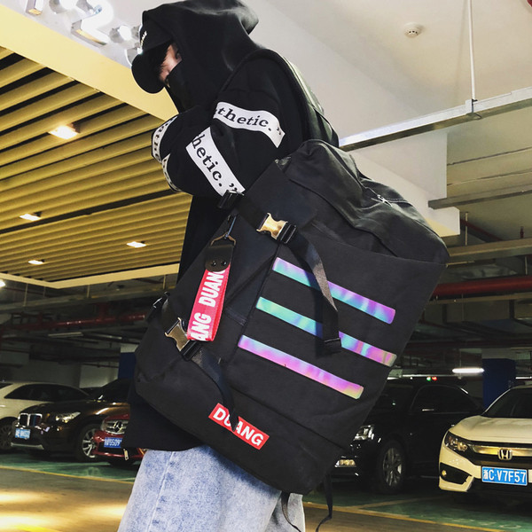 Férfi sport hátizsák fekete színben - többféle modell