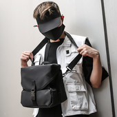 Praktikus férfi táska két színben