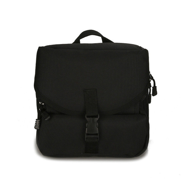 Praktikus férfi táska két színben