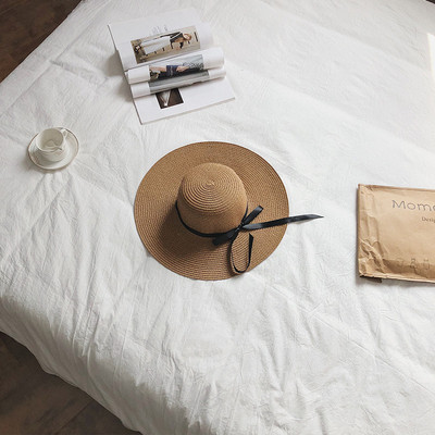 Modern női strandkalap szalaggal