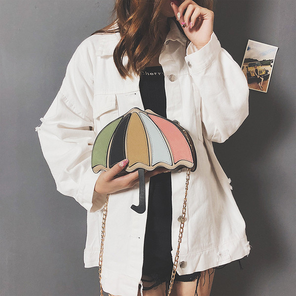 HIT Női kistáska fém lánccal