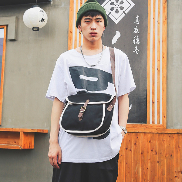 Hétköznapi férfi táska három színben, színes szegéllyel